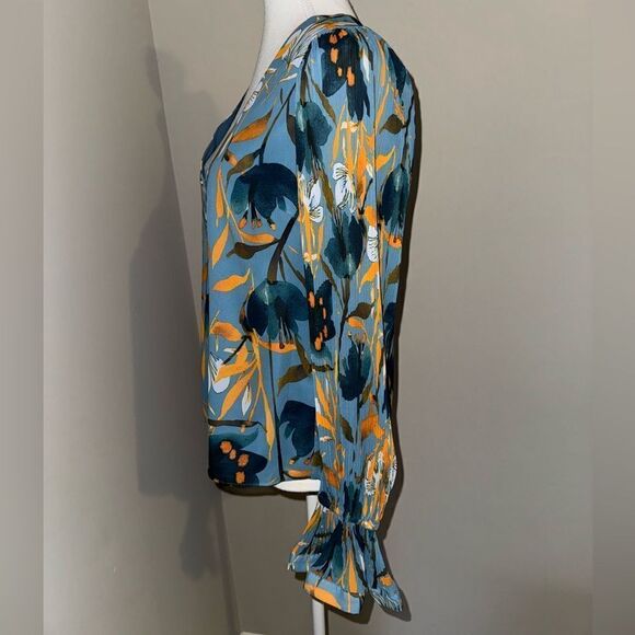MILLY Greer Watercolour Azalea blouse Size Small MSRP $287 - Picture 3 of 10